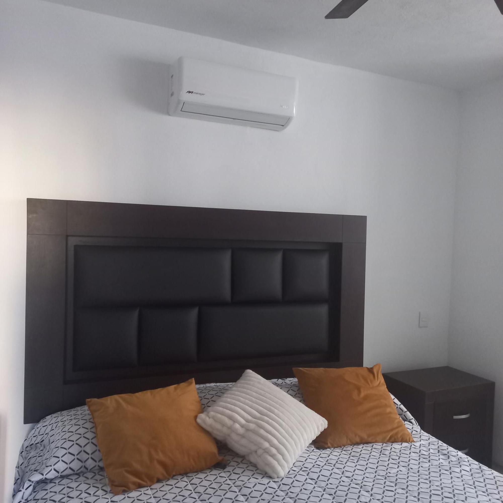 Hermosa Casa En Orilla Del Lago -Zona De Villedos- San Cristobal Zapotitlan Extérieur photo