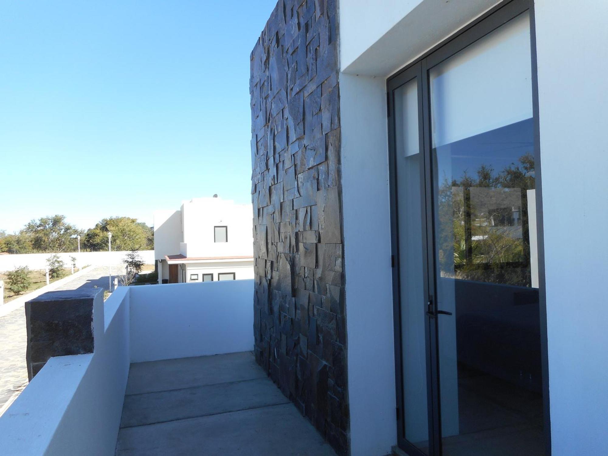 Hermosa Casa En Orilla Del Lago -Zona De Villedos- San Cristobal Zapotitlan Extérieur photo